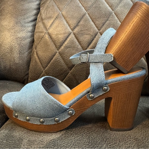 Arizona Jean Co Heather Denim Strap On Sandals Size 8.5 M - Picture 8 of 11